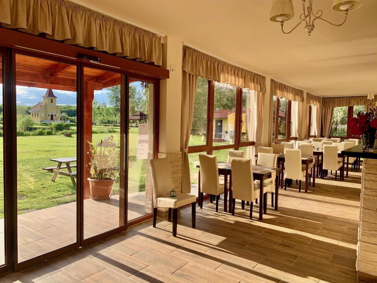 Ligetalja Termal Hotel Peneszlek Extérieur photo