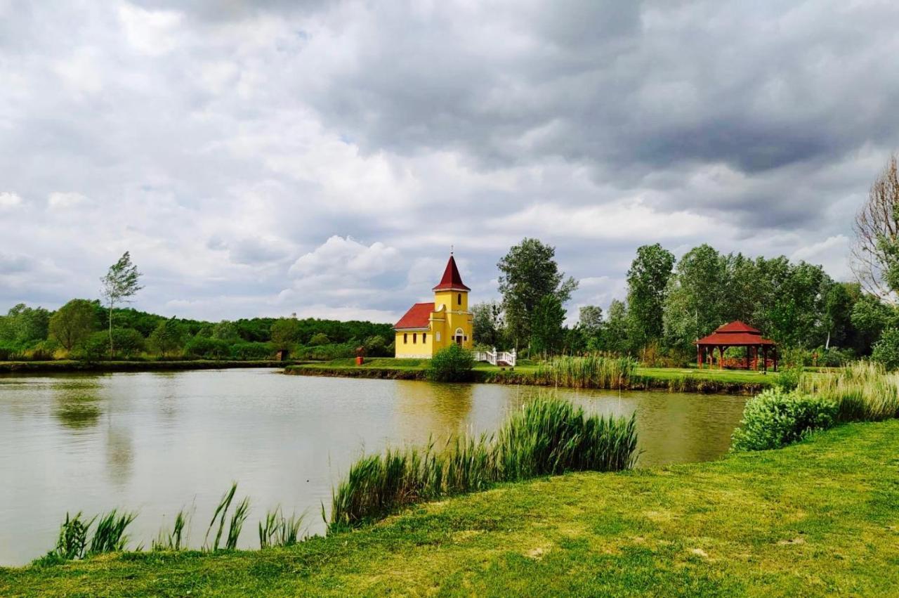Ligetalja Termal Hotel Peneszlek Extérieur photo