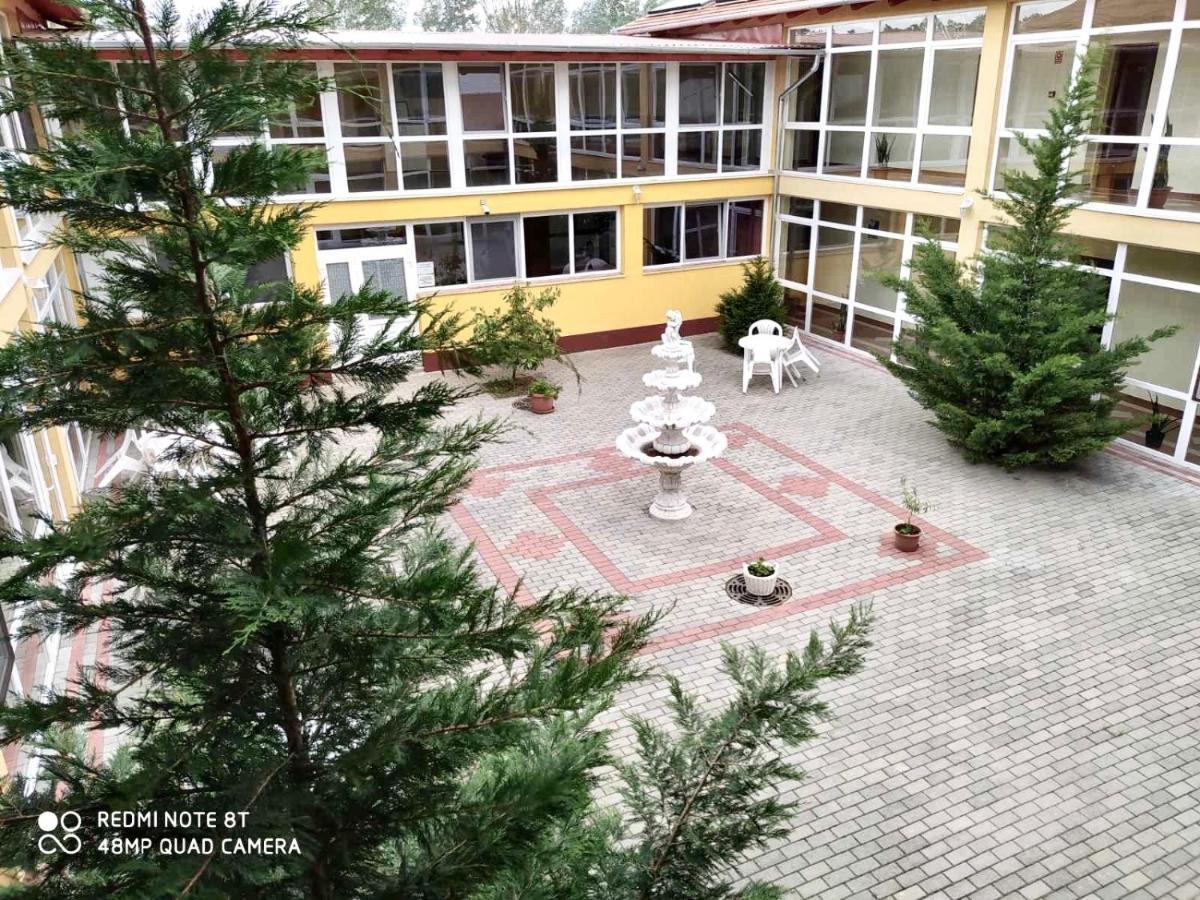 Ligetalja Termal Hotel Peneszlek Extérieur photo